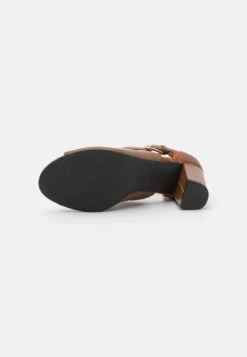 Anna Field LEATHER - Schaftsandale - Cognac 12 Anna Field LEATHER - Schaftsandale - Cognac -Anna Field 1f6a2f6ff19e4d74bb3ca5506bba5cab