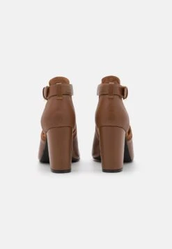 Anna Field LEATHER - Schaftsandale - Cognac 11 Anna Field LEATHER - Schaftsandale - Cognac -Anna Field 20b0ade906954319a7ab226ae65dd4f8