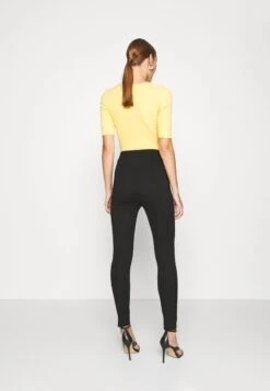 Anna Field Punto Leggings With Button Detail - Leggings - Hosen - Black 10 Anna Field Punto Leggings With Button Detail - Leggings - Hosen - Black -Anna Field 33f906a6b264471e94805b4626428f72