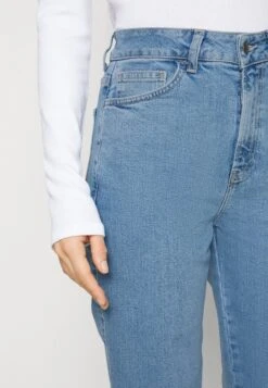 Jeans Slim Fit - Light Blue Denim 12 Jeans Slim Fit - Light Blue Denim -Anna Field 4c1bcf1d3eb745ee908ebe67cd4bac5e