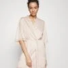 Anna Field Bademantel - Off-white 1 Anna Field Bademantel - Off-white -Anna Field 4e758561f8064a60a30d767f34d92bf3