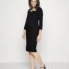 NOTCH NECKLINE MIDI DRESS - Jerseykleid - Black 1 NOTCH NECKLINE MIDI DRESS - Jerseykleid - Black -Anna Field 745887bcaafc454abffcdfca4f151e44