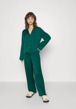Anna Field GIFT BOX PJ SET - Pyjama - Green -Anna Field a8c4741bfd1d4219bfcde4008fca2719