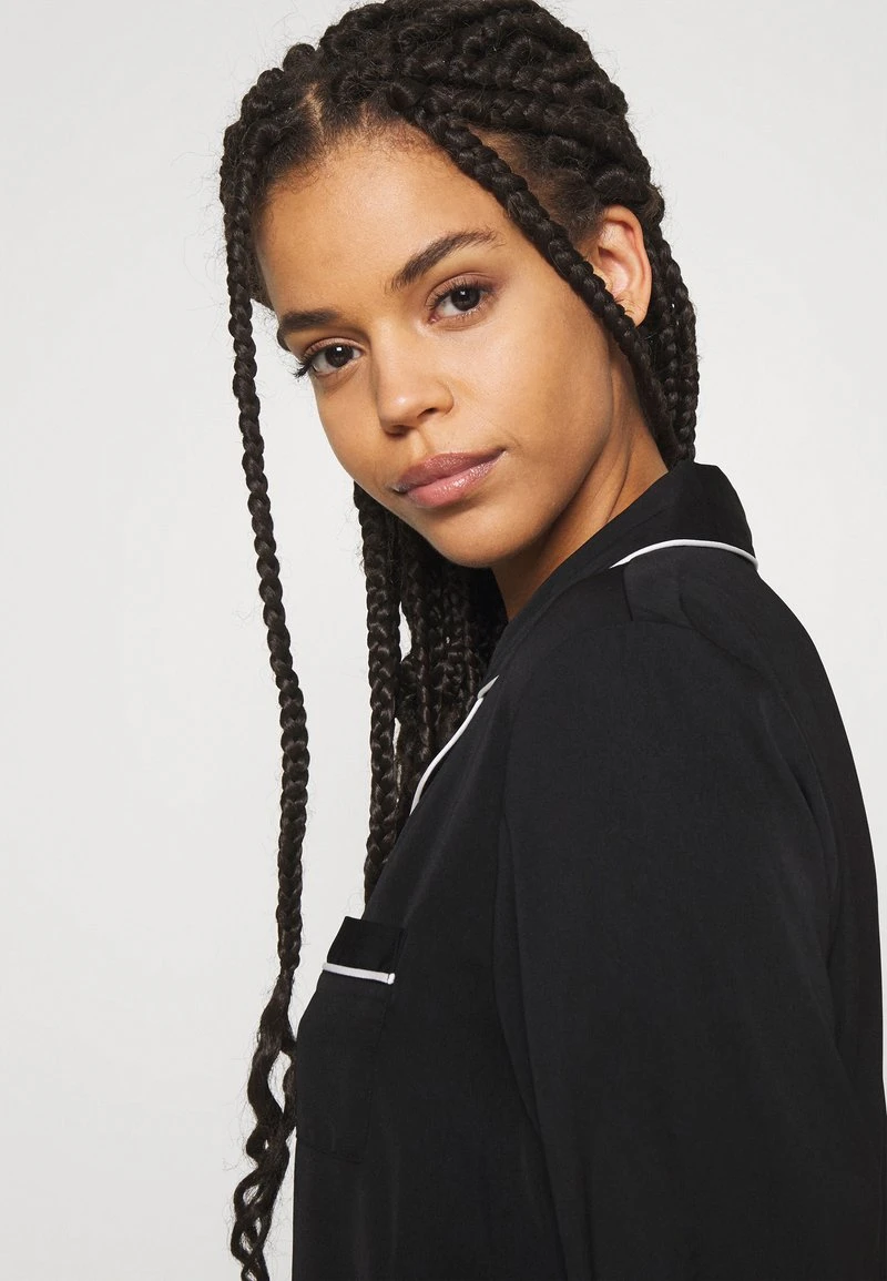 Anna Field AMANDA LONG SLEEVE SHORT SET - Nachtwäsche Set - Black 6 Anna Field AMANDA LONG SLEEVE SHORT SET - Nachtwäsche Set - Black – Bild 4