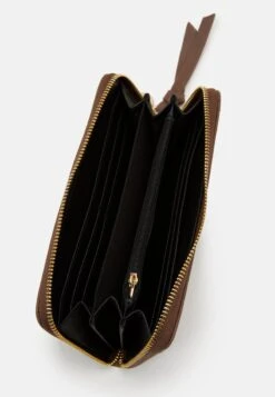 Anna Field Geldbörse - Taupe 10 Anna Field Geldbörse - Taupe -Anna Field c9c96d8e3b704b00bf54e33b0418d7c8