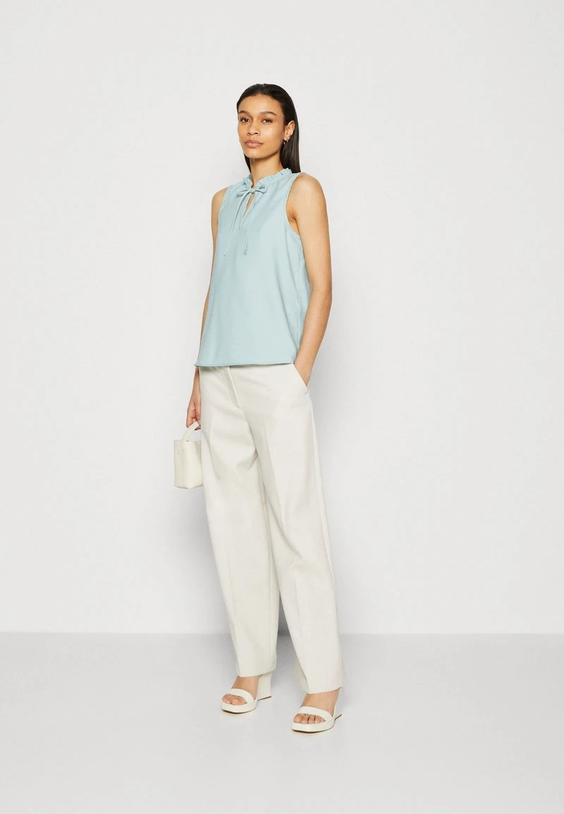 Anna Field Top - Light Green 4 Anna Field Top - Light Green – Bild 2