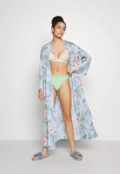 Anna Field FLORAL ROBE - Bademantel - Blue 9 Anna Field FLORAL ROBE - Bademantel - Blue -Anna Field ef93f0e8de8740f5a895126b761d338d