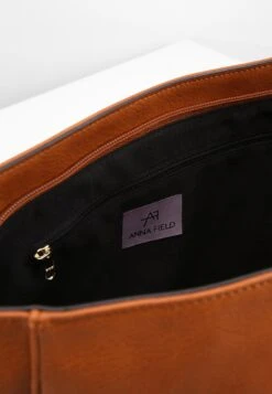 Anna Field Umhängetasche - Cognac 12 Anna Field Umhängetasche - Cognac -Anna Field f2ba41c772c6499b8ce2caeb622390dc
